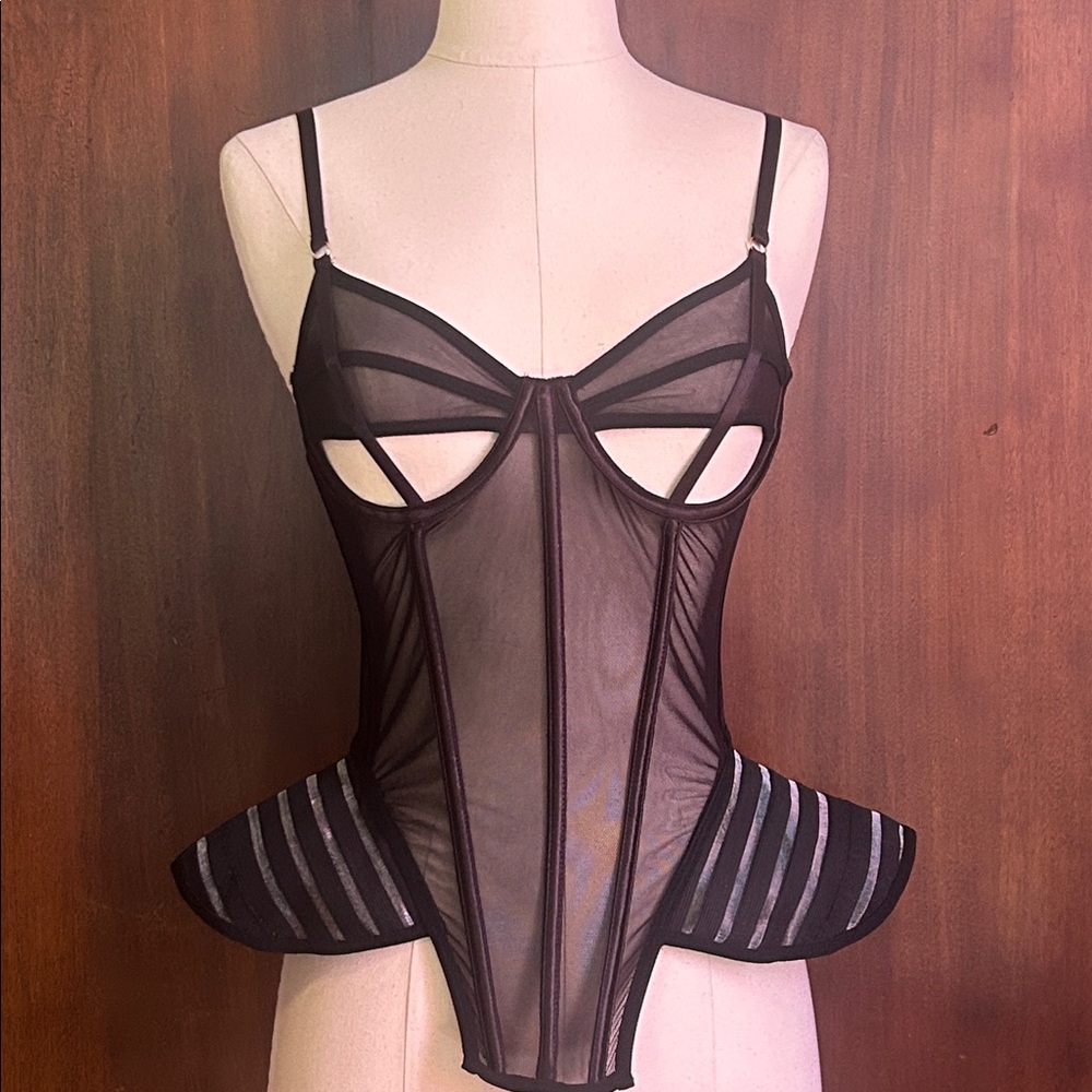 NWT Sheer Black Corset with Space Age Peplum S - Picture 12 of 12